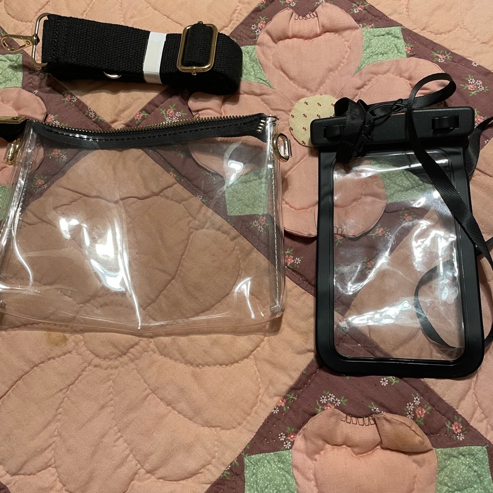 Stadium bag with zipper and strap and separate lanyard holder